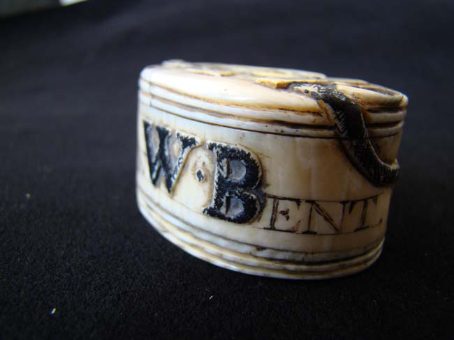 A rare and unique Antique Ship Captain's Ivory Snuff Box circa 1840 — image 4